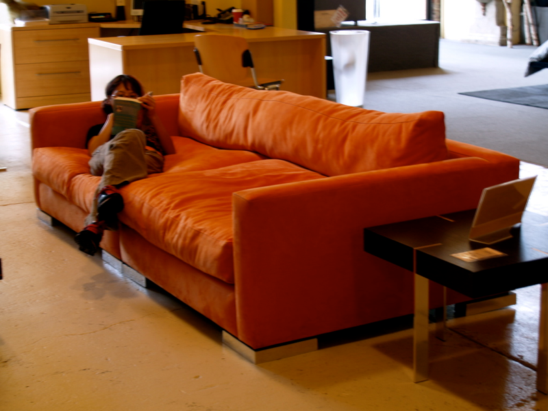 Illustration for article titled The Perfect Couch For a Lazy Gizmodian